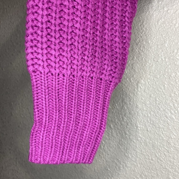 Jessica Simpson Magenta Cropped Knit Sweater NWT Size L - Picture 4 of 11